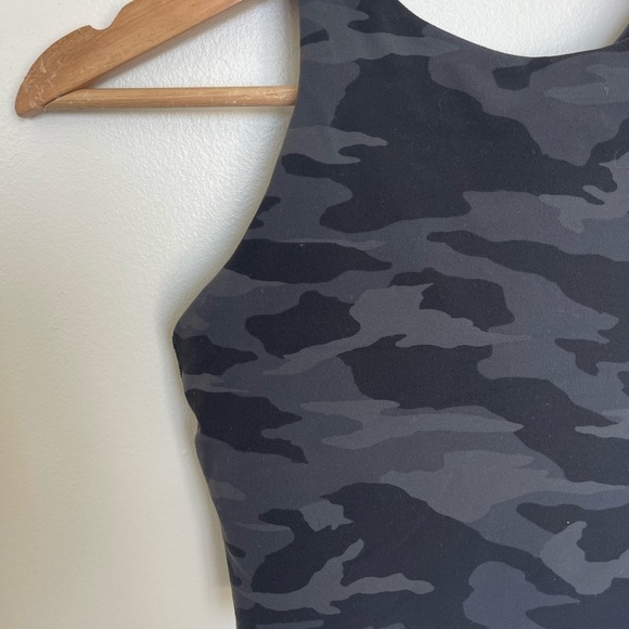 Athleta Conscious Crop Tank Bra A-C Camo Black Gray - Picture 6 of 9